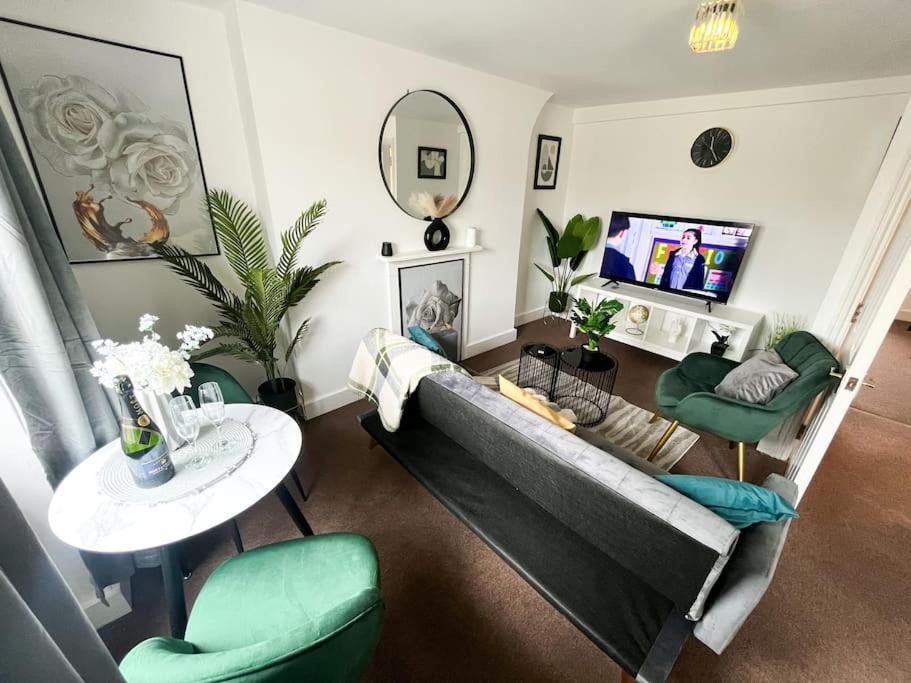 Lovely 1 Bedroom Flat In Γκρέιβσεντ Εξωτερικό φωτογραφία
